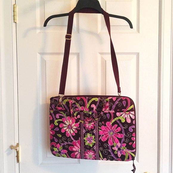 Vera Bradley Handbags - *SALE* EUC Vera Bradley Laptop Shoulder Bag